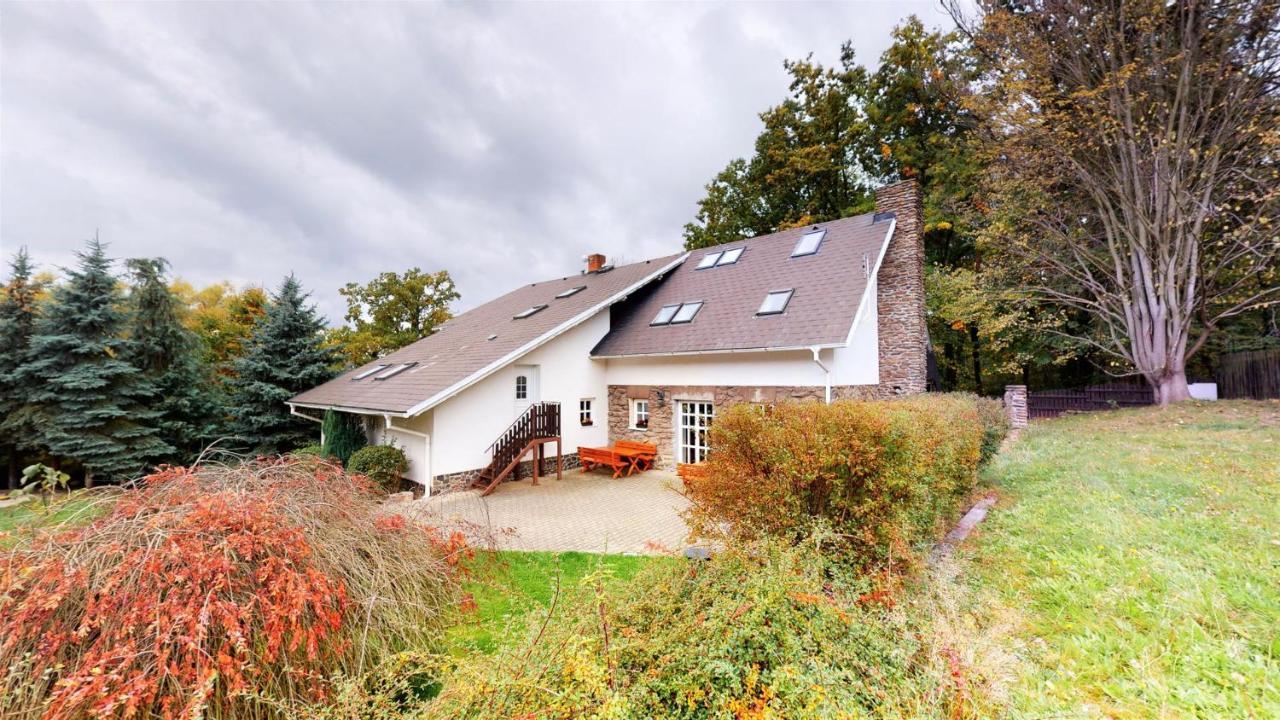 Pension U Sebastiana Hodousice Exteriör bild